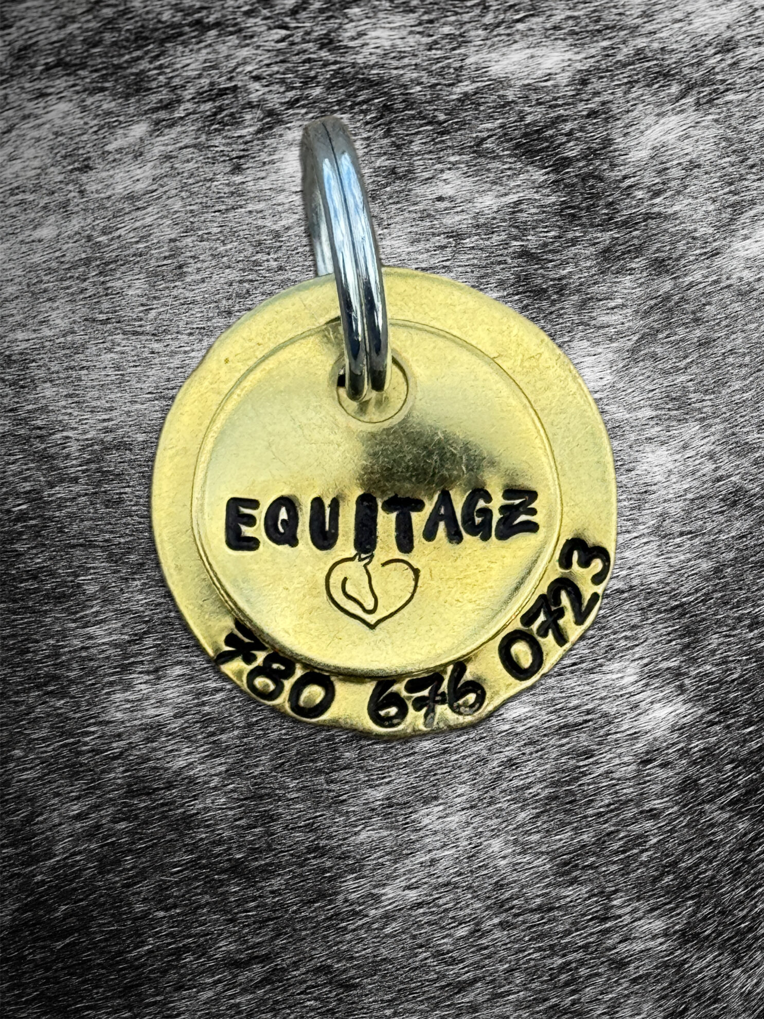 Layered horse tag v2